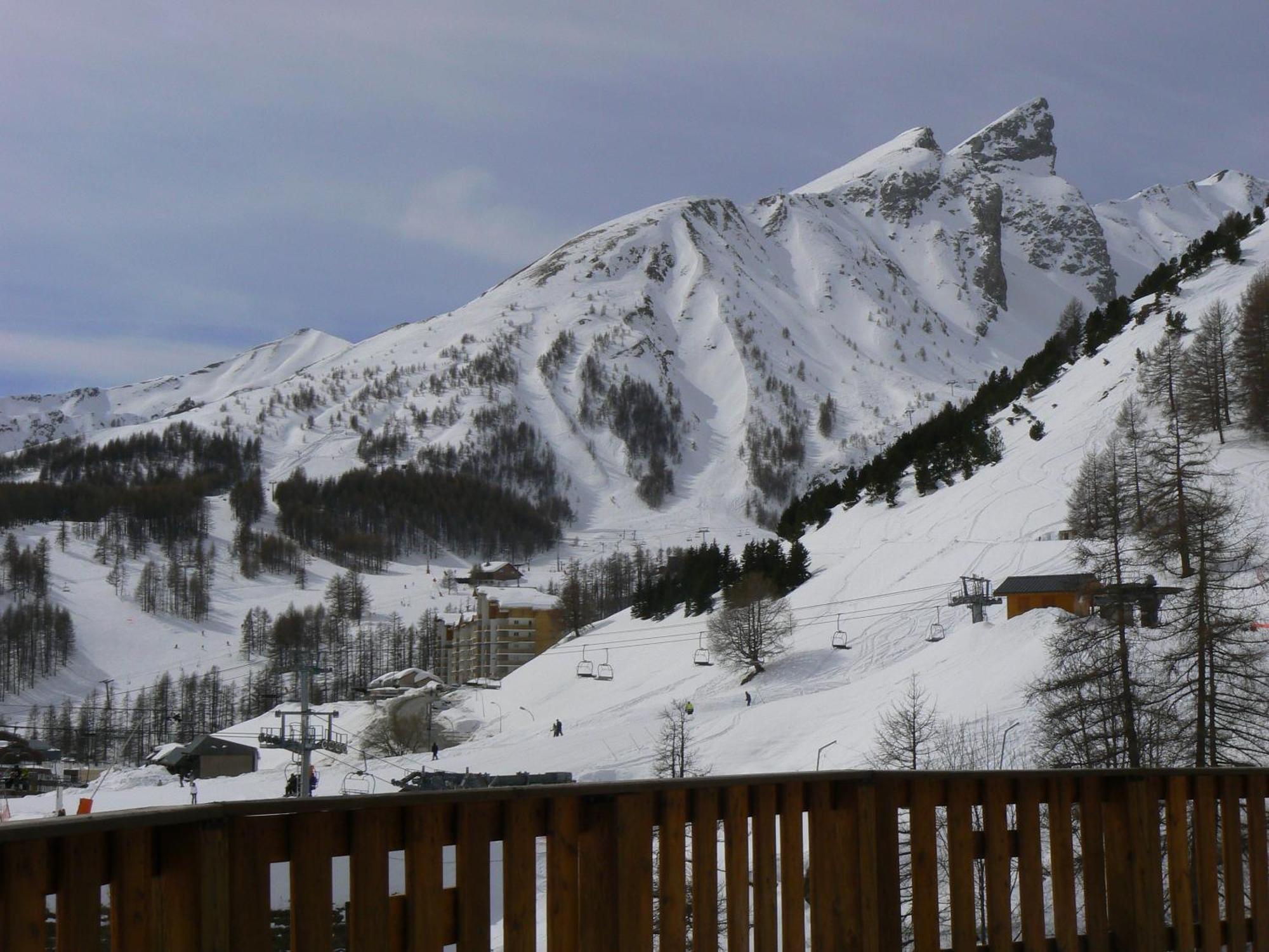 Le Sestriere Hotel Allos Exterior photo