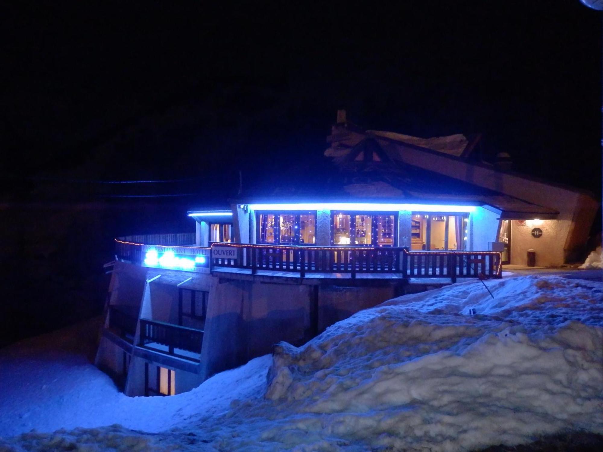 Le Sestriere Hotel Allos Exterior photo