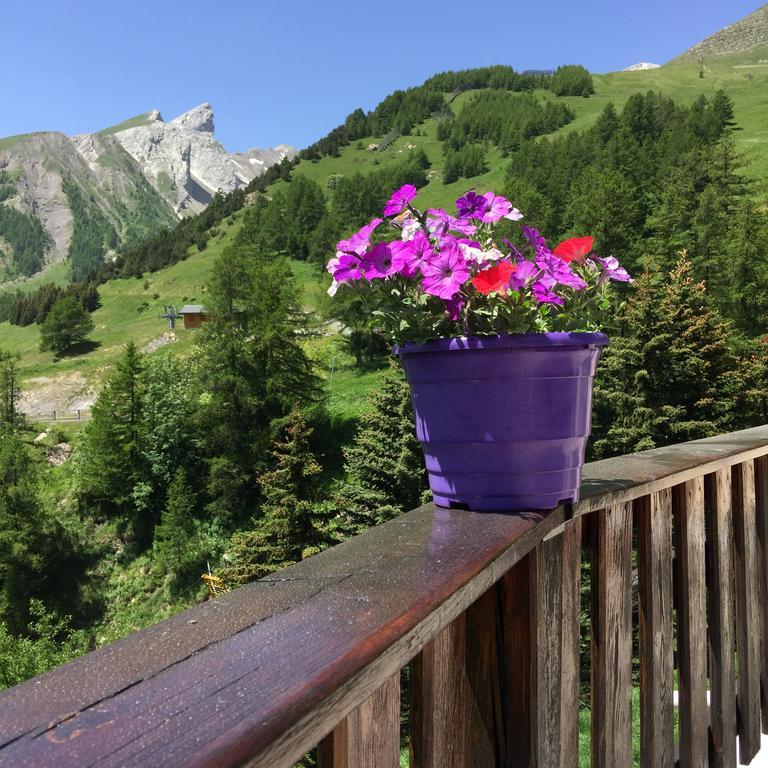 Le Sestriere Hotel Allos Exterior photo